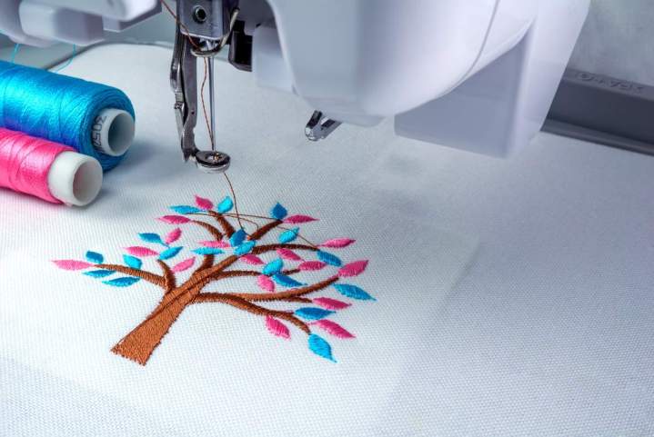 Broderie professionnelle La Monnerie-le-Montel